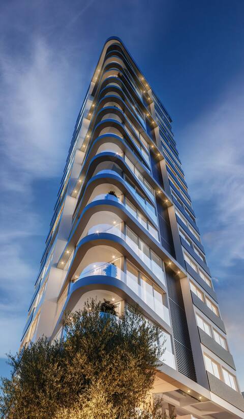 Apartamento 3 dormitórios (1 suíte) com 2 vagas e 138,77 m²