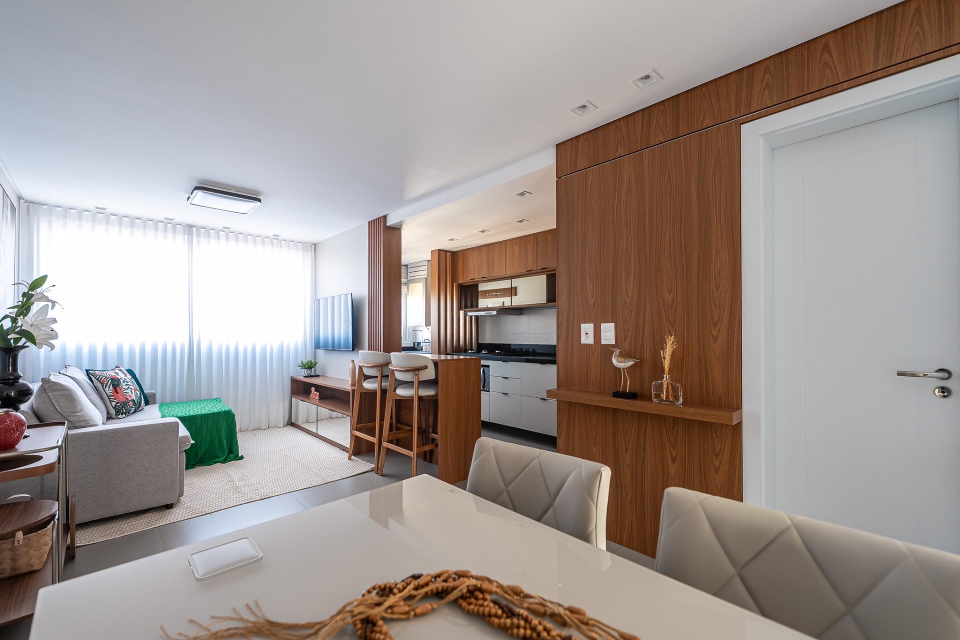 Apartamento com 1 suíte e 1 vaga no Punta Del Sole em Torres