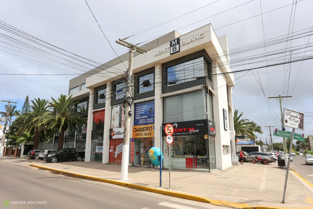 Sala comercial em Centro, Torres/RS - Foto 1