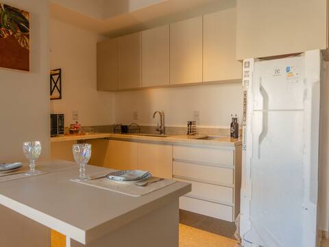 Apartamento 1 Dorm com sacada aberta e churrasqueira | Centro